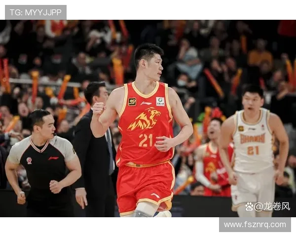 中国男篮逆转取胜冲进世界杯四强 老将发挥关键新星闪耀全场 中国男篮逆转取胜冲进世界杯四强 老将发挥关键新星闪耀全场