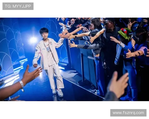 《英雄联盟全球总决赛战况激烈新战队崛起老牌强队遭遇挑战》 《英雄联盟全球总决赛战况激烈新战队崛起老牌强队遭遇挑战》