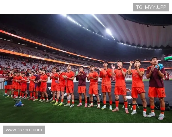 国足热身赛再现逆转好戏全队状态回升主帅盛赞团队凝聚力提升 国足热身赛再现逆转好戏全队状态回升主帅盛赞团队凝聚力提升