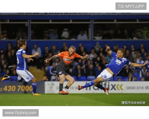 维冈竞技俱乐部重整旗鼓誓重返英冠展现球队坚韧与荣耀精神