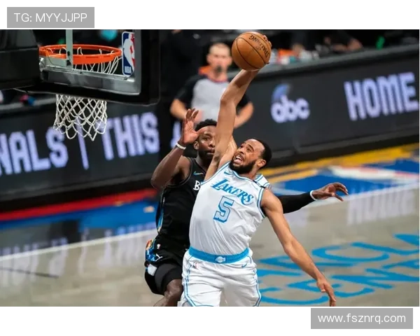 网球新星崛起连胜纪录刷新 世界排名突破新高引发关注