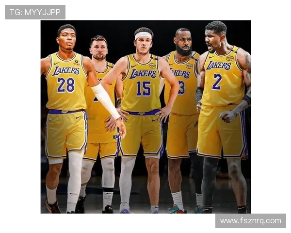 詹姆斯领衔湖人新赛季阵容曝光 球迷期待与新星合作冲击总冠军